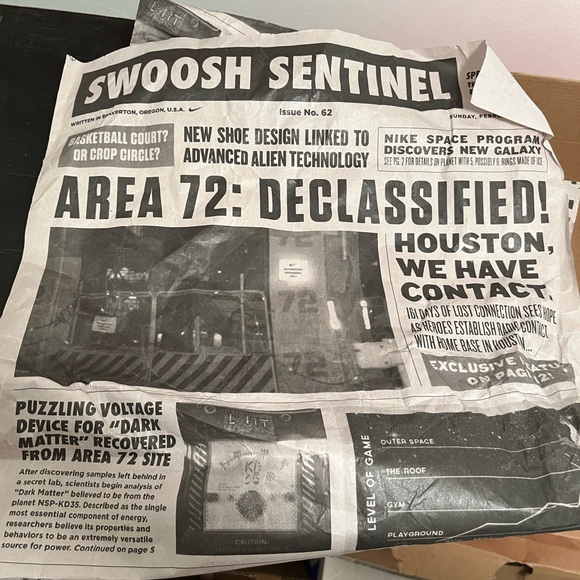 Nike Lebron 10 Area 72 Extraterrestrial Size 13 EUC - Picture 7 of 8